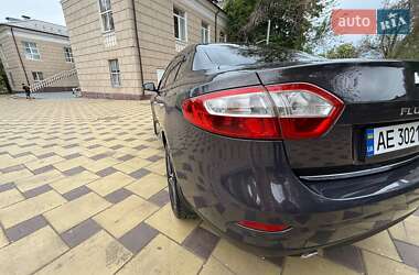 Седан Renault Fluence 2012 в 