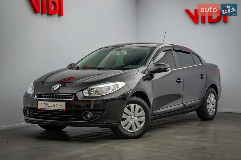 Седан Renault Fluence 2011 в 