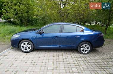 Седан Renault Fluence 2011 в Бучаче