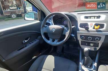 Седан Renault Fluence 2015 в 