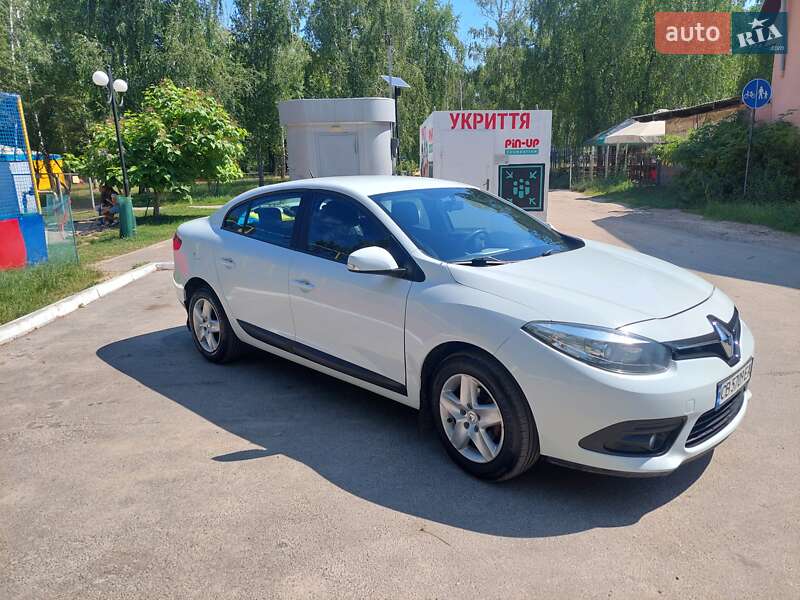 Седан Renault Fluence 2015 в Чернигове