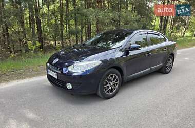 Седан Renault Fluence 2010 в 
