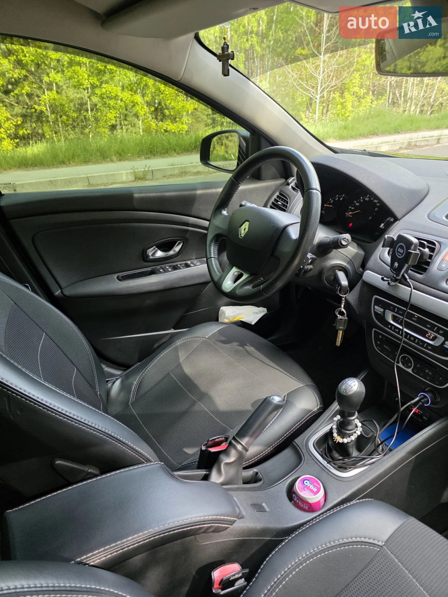 2010 Renault Fluence - мініатюра 11