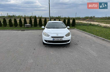 Седан Renault Fluence 2012 в 