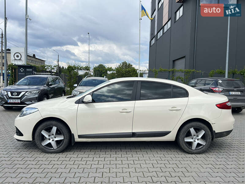 Седан Renault Fluence 2015 в Черновцах