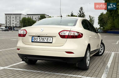 Седан Renault Fluence 2013 в 