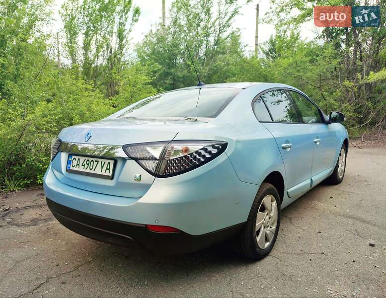 Седан Renault Fluence 2011 в Золотоноше