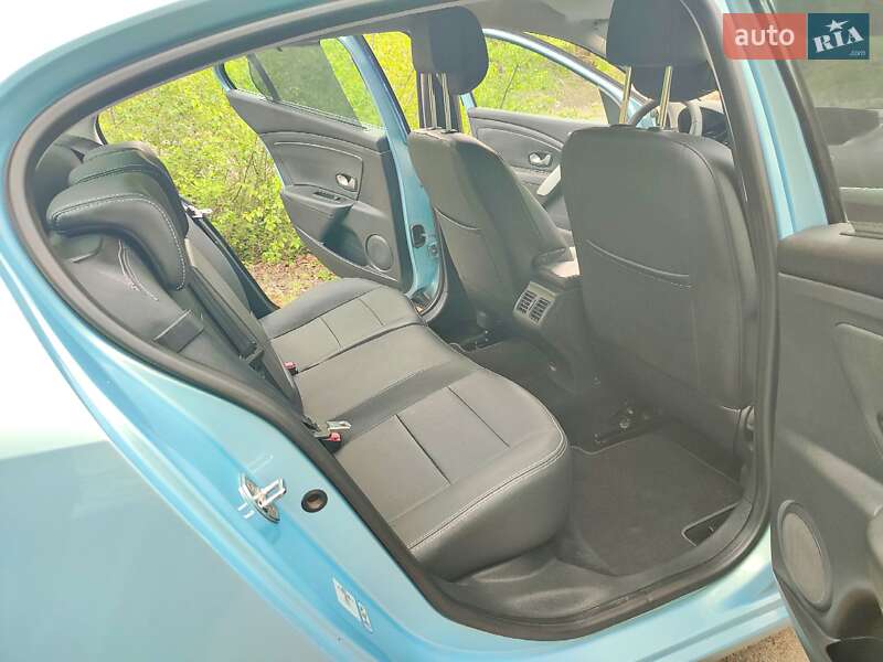 Седан Renault Fluence 2011 в Золотоноше