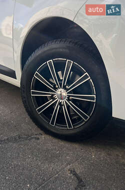 Седан Renault Fluence 2012 в 
