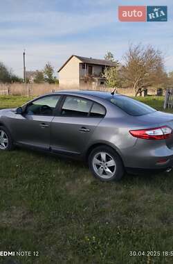 Седан Renault Fluence 2010 в 