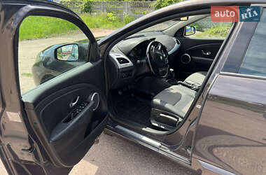 Седан Renault Fluence 2012 в 