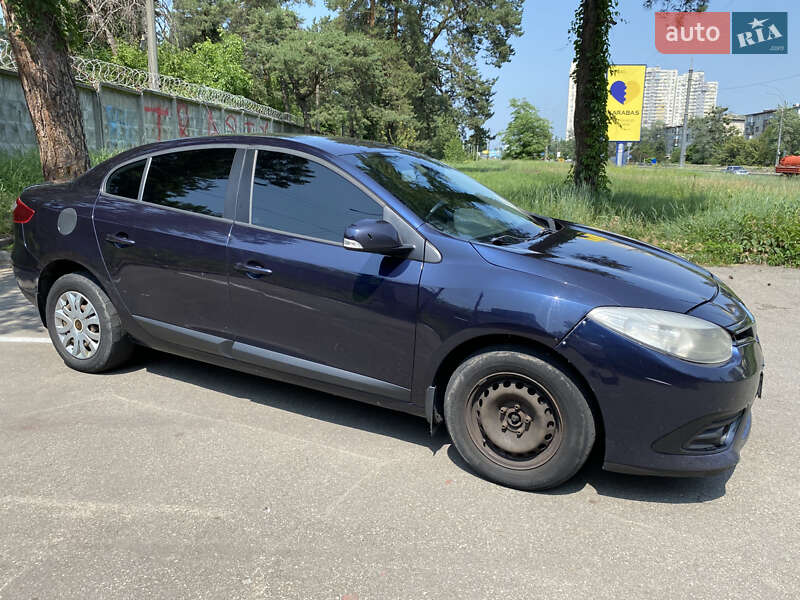 Седан Renault Fluence 2013 в Киеве