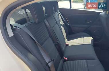 Седан Renault Fluence 2015 в 