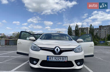 Седан Renault Fluence 2014 в 