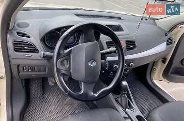 Седан Renault Fluence 2014 в 