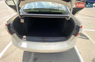 Седан Renault Fluence 2014 в 