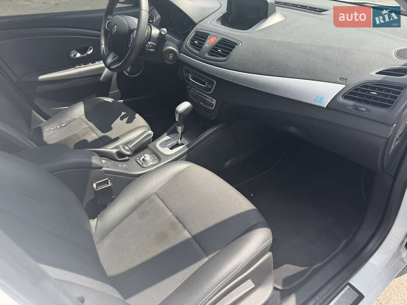 Седан Renault Fluence 2011 в Одессе