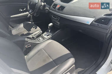 Седан Renault Fluence 2011 в 