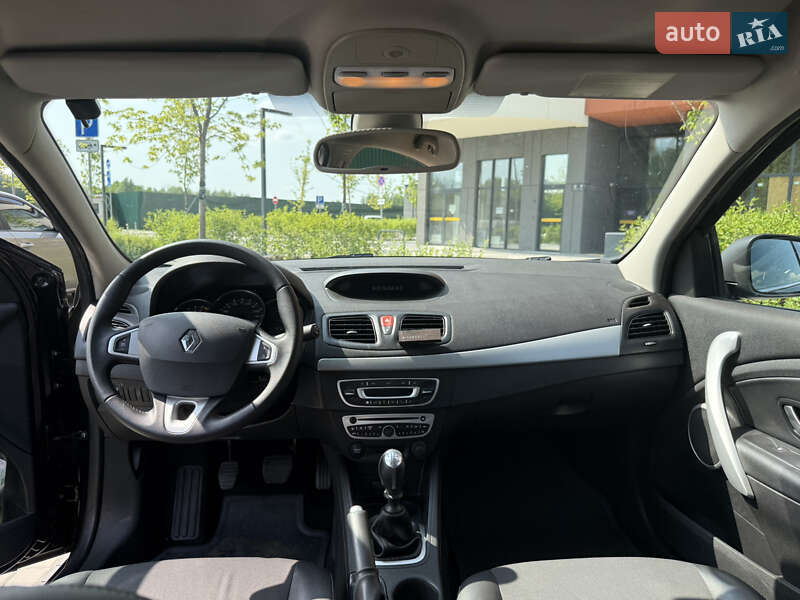 Седан Renault Fluence 2011 в Киеве