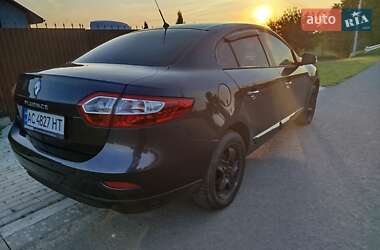 Седан Renault Fluence 2011 в 