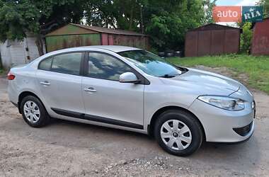 Седан Renault Fluence 2011 в 