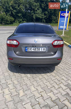Седан Renault Fluence 2015 в 