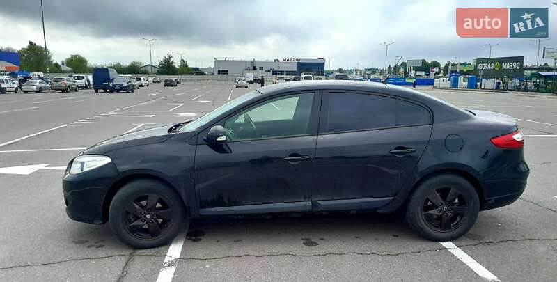 Седан Renault Fluence 2011 в Львове