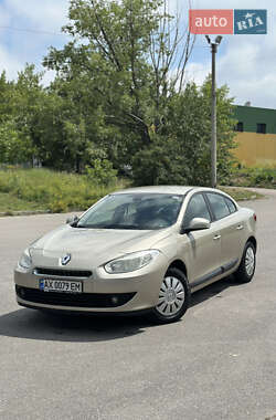 Седан Renault Fluence 2010 в 