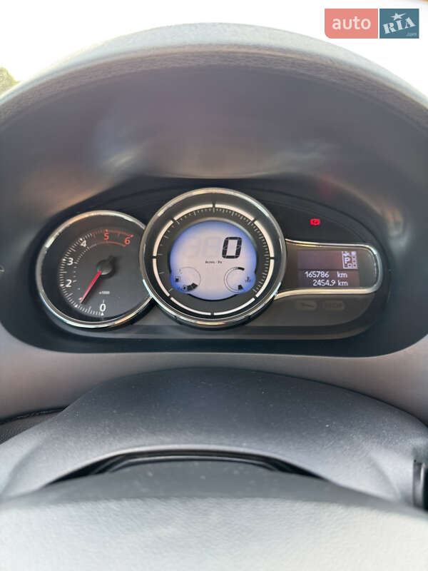 Седан Renault Fluence 2015 в Киеве