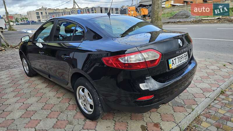 Седан Renault Fluence 2013 в Калуше