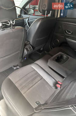 Седан Renault Fluence 2013 в 