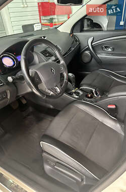Седан Renault Fluence 2013 в 