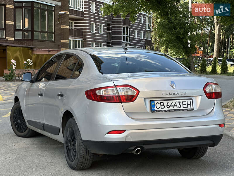Седан Renault Fluence 2011 в Чернигове
