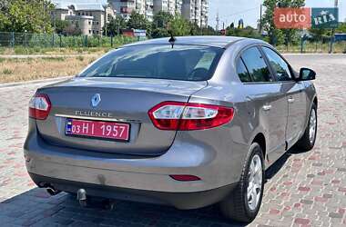 Седан Renault Fluence 2010 в 