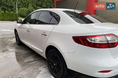 Седан Renault Fluence 2012 в 