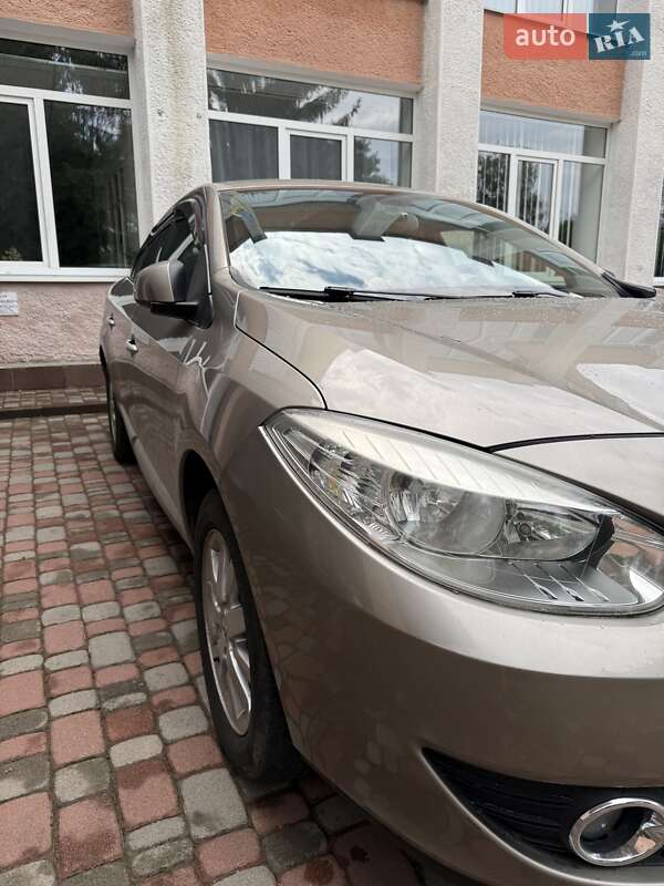 Седан Renault Fluence 2012 в Ивано-Франковске