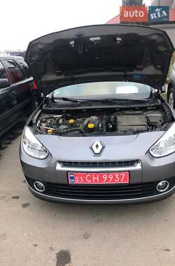 Седан Renault Fluence 2010 в 