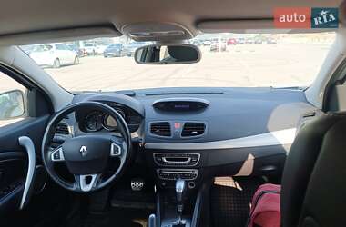 Седан Renault Fluence 2011 в 