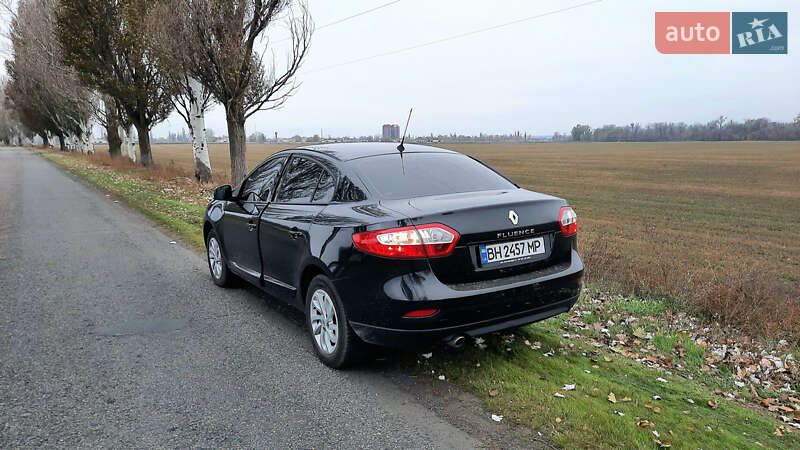 Седан Renault Fluence 2013 в Арцизе