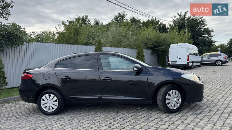 Седан Renault Fluence 2011 в Ивано-Франковске