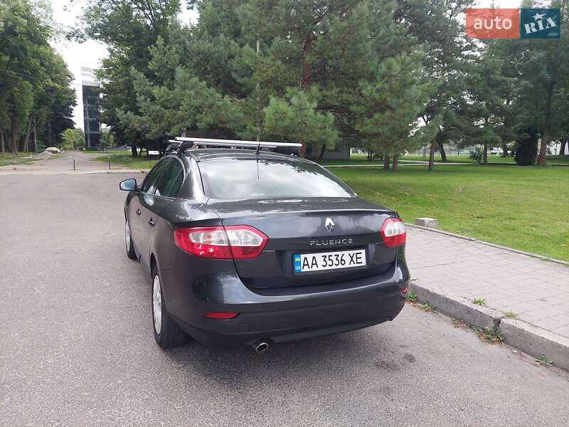 Седан Renault Fluence 2011 в Львове