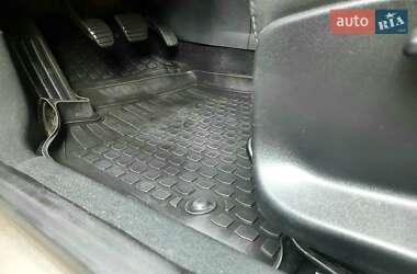 Седан Renault Fluence 2011 в 