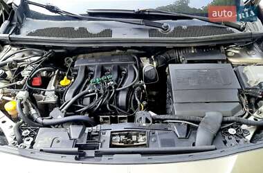 Седан Renault Fluence 2011 в 