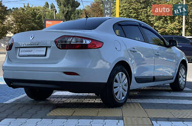 Седан Renault Fluence 2012 в 