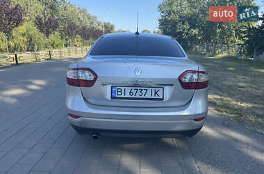 Седан Renault Fluence 2010 в 