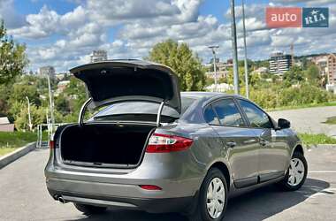Седан Renault Fluence 2013 в 