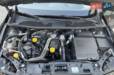 Седан Renault Fluence 2010 в 