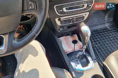 Седан Renault Fluence 2015 в 
