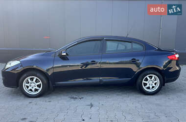 Седан Renault Fluence 2012 в 