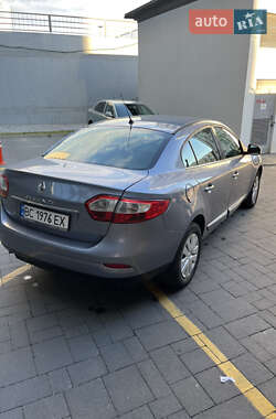 Седан Renault Fluence 2010 в 